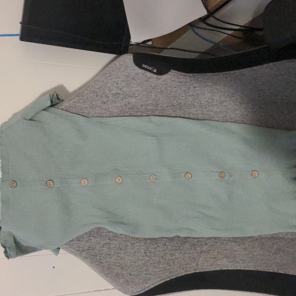 XL Green/teal dress from Ardene's curly fringe at top of collar and bottom. - Picture 2 of 5